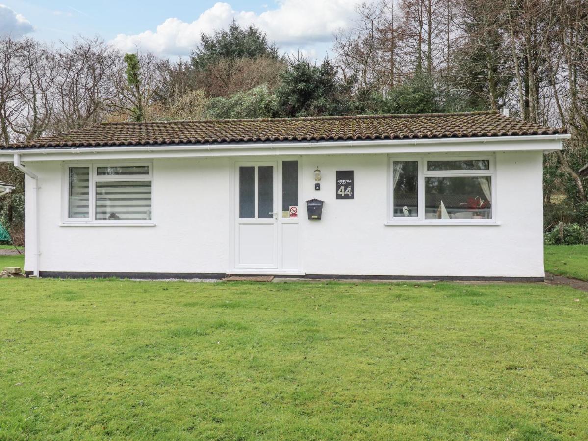 ליסקירד Merryfield Lodge מראה חיצוני תמונה